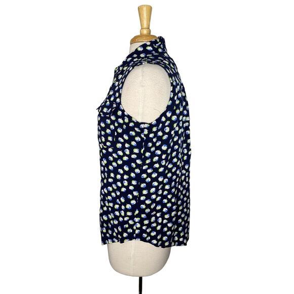 VINCE CAMUTO TWO Blue Spring Blossom Collared Sleeveless Blouse Medium Rayon - Picture 2 of 9